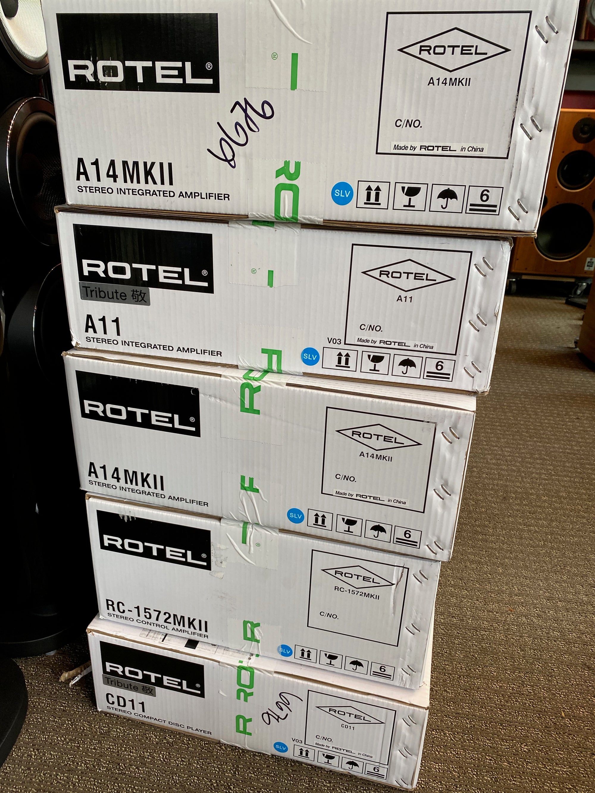 Pearl Audio Welcomes Rotel and Michi