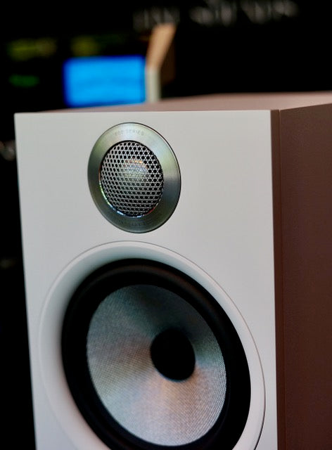 Bowers & Wilkins 606 S2 Anniversary Edition Unboxing/Overview